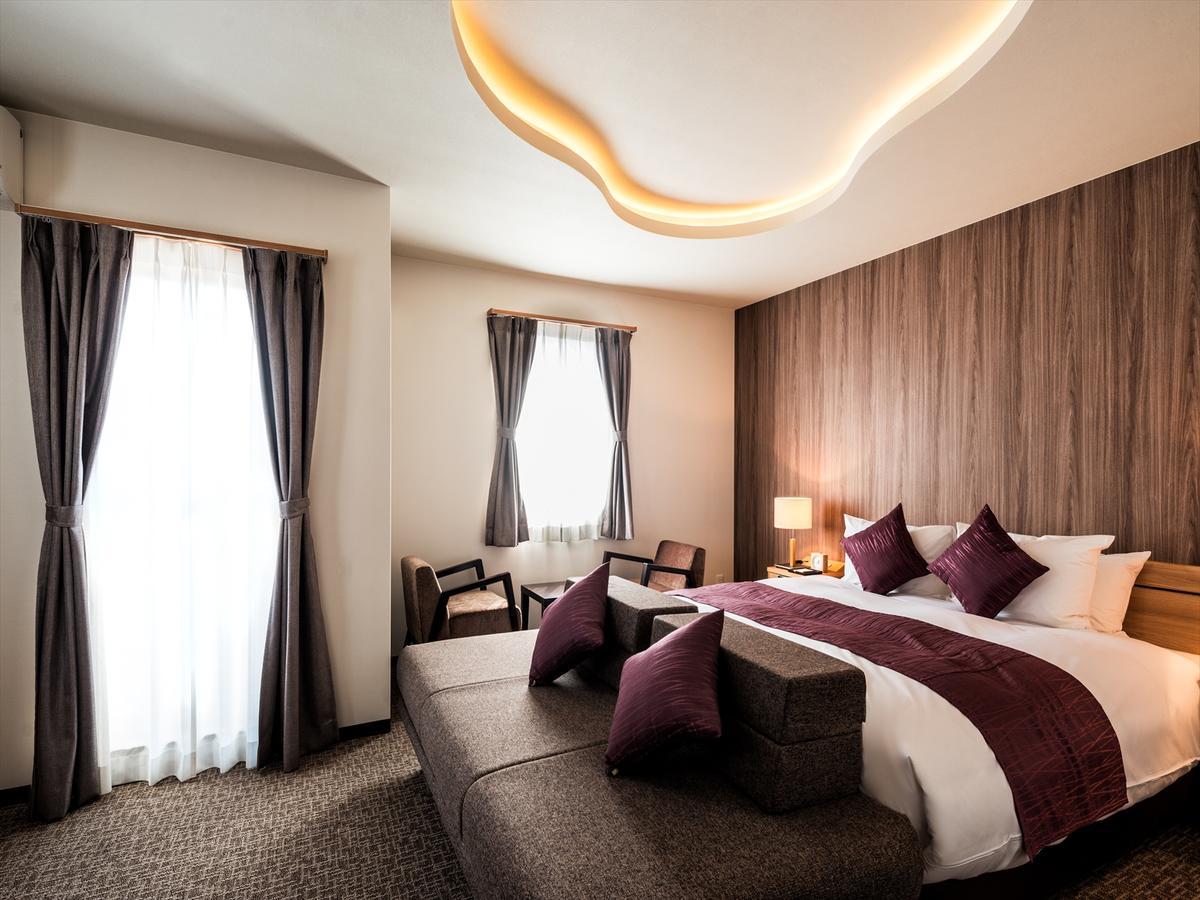 Hotel Karasuma Oike Grandereverie 4*